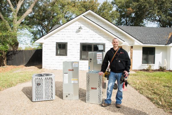 Trane Dealer outside home